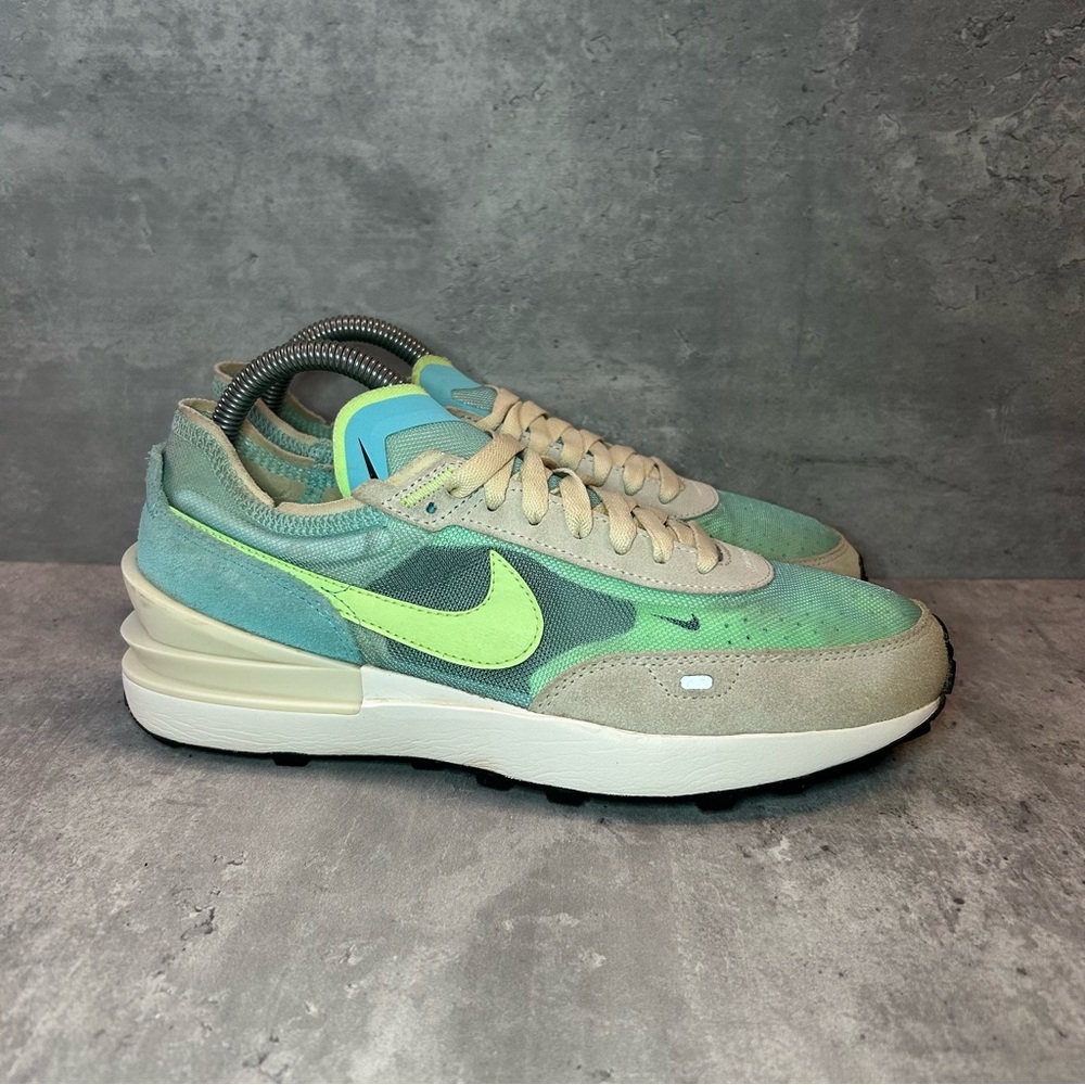 Nike Waffle One Sneakers DC2533-401 Womens sz 8 - green/grey
